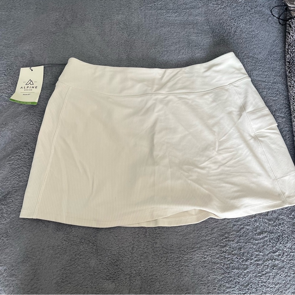Alpine Design Cream Skort
